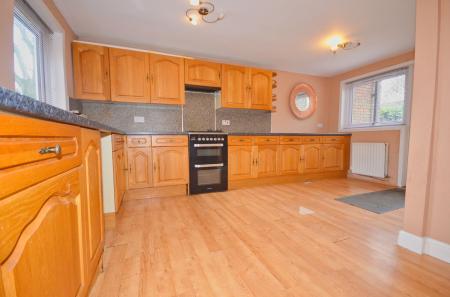 3 bedroom Semi-detached house for sale in Steyning Close, Corby, NN18