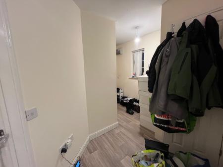 2 bedroom Flat to let in Cannock Road, Corby, NN17