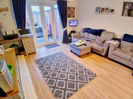 2 bedroom Terraced House for sale in Violet Close, Corby, NN18