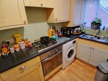 2 bedroom Terraced House for sale in Violet Close, Corby, NN18