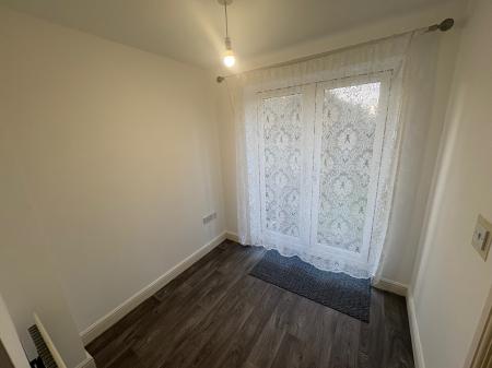 3 bedroom Semi-detached house to let in Carlisle Close, Corby, NN18