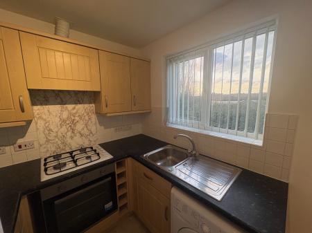 3 bedroom Semi-detached house to let in Carlisle Close, Corby, NN18
