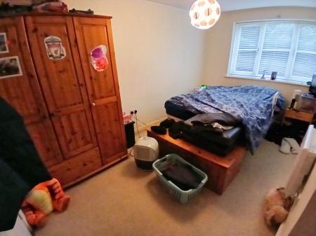 2 bedroom Flat for sale in Isabelle Court, Rothwell Road, Kettering, NN16