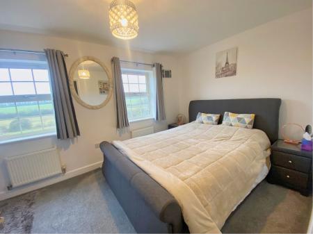 4 bedroom Semi-detached house for sale in Thwaite Close, Great Oakley, Corby, NN18