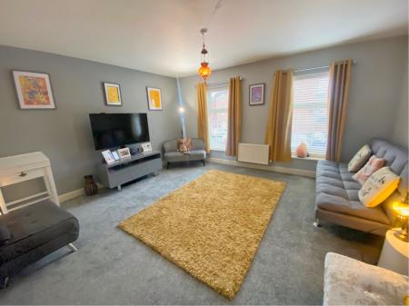 4 bedroom Semi-detached house for sale in Thwaite Close, Great Oakley, Corby, NN18