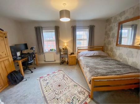 4 bedroom Semi-detached house for sale in Thwaite Close, Great Oakley, Corby, NN18