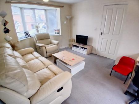 3 bedroom Semi-detached house for sale in Chepstow Road, Oakley Vale, Corby, NN18