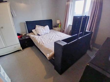 3 bedroom Semi-detached house for sale in Chepstow Road, Oakley Vale, Corby, NN18