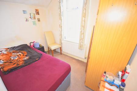 3 bedroom Terraced House for sale in Havelock Street, Kettering, NN16