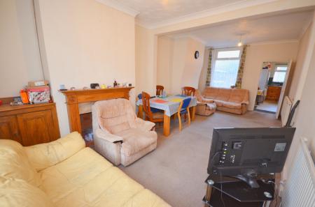 3 bedroom Terraced House for sale in Havelock Street, Kettering, NN16