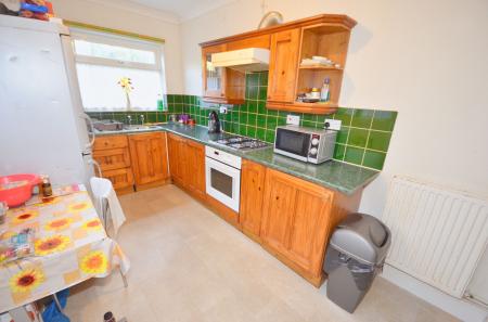 3 bedroom Terraced House for sale in Havelock Street, Kettering, NN16