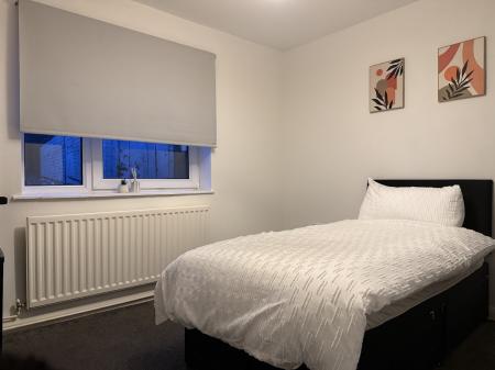 1 bedroom House of Multiple Occupation to let in Chelveston Drive, Corby, NN17