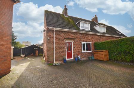 3 bedroom Semi-detached house for sale in Shrubfield Grove, Corby, NN17