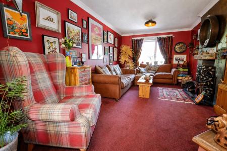 3 bedroom Semi-detached house for sale in Shrubfield Grove, Corby, NN17