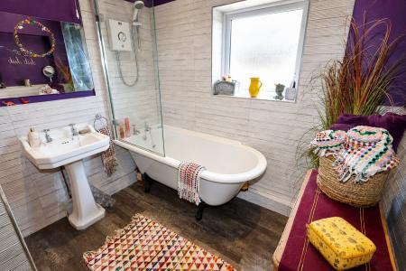 3 bedroom Semi-detached house for sale in Shrubfield Grove, Corby, NN17