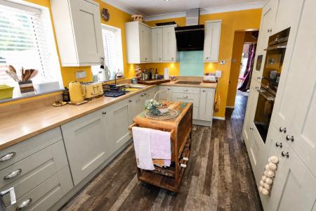3 bedroom Semi-detached house for sale in Shrubfield Grove, Corby, NN17