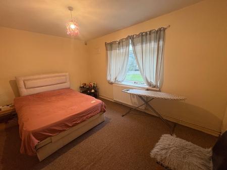 2 bedroom Flat to let in Argyll Street, Corby, NN17