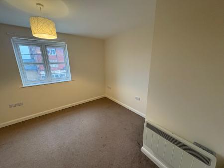 2 bedroom Flat to let in Exmouth Court, Corby, NN18