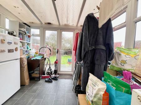 2 bedroom Terraced House for sale in Gilchrist Avenue, Corby, NN17