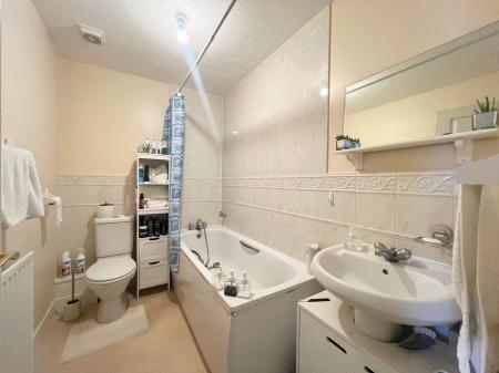 3 bedroom Terraced House for sale in Violet Close, Oakley Vale, Corby, NN18