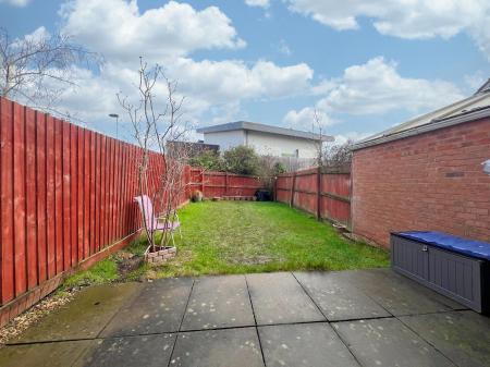 3 bedroom Terraced House for sale in Violet Close, Oakley Vale, Corby, NN18