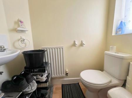3 bedroom Terraced House for sale in Violet Close, Oakley Vale, Corby, NN18