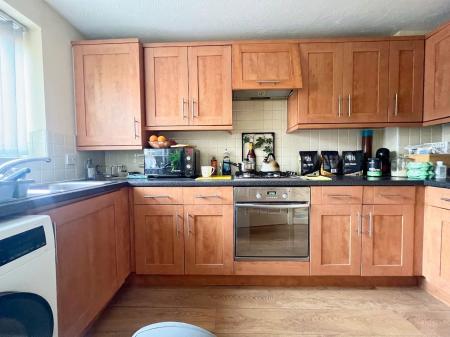 3 bedroom Terraced House for sale in Violet Close, Oakley Vale, Corby, NN18