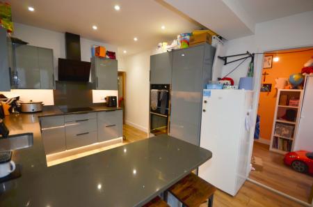 3 bedroom Semi-detached bungalow for sale in Martin Road, Kettering, NN15