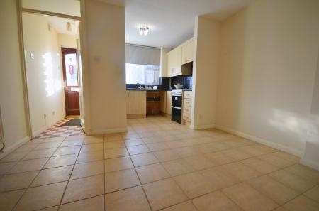 2 bedroom Terraced House for sale in Redwood Close, Desborough, NN14