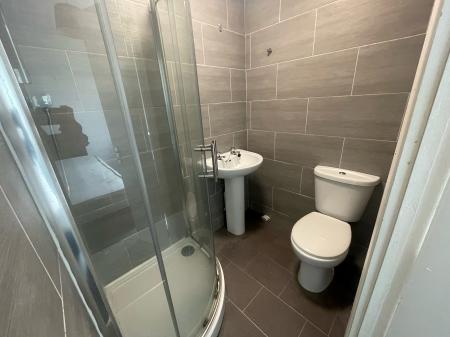 1 bedroom House of Multiple Occupation to let in Chelveston Drive, Corby, NN17