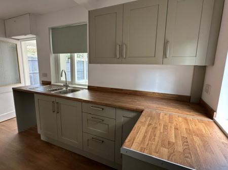 3 bedroom Semi-detached house to let in Kirby Road, Gretton, NN17