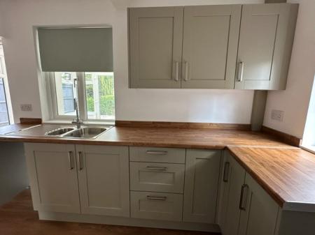 3 bedroom Semi-detached house to let in Kirby Road, Gretton, NN17