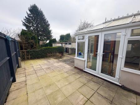 3 bedroom Semi-detached house to let in Kirby Road, Gretton, NN17
