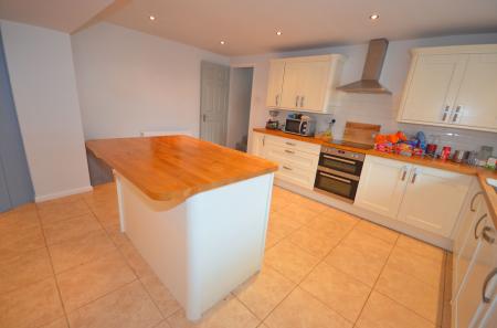 4 bedroom Barn for sale in Glebe Road, North Luffenham, LE15