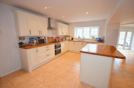 4 bedroom Barn for sale in Glebe Road, North Luffenham, LE15