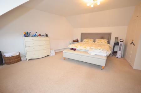 4 bedroom Barn for sale in Glebe Road, North Luffenham, LE15