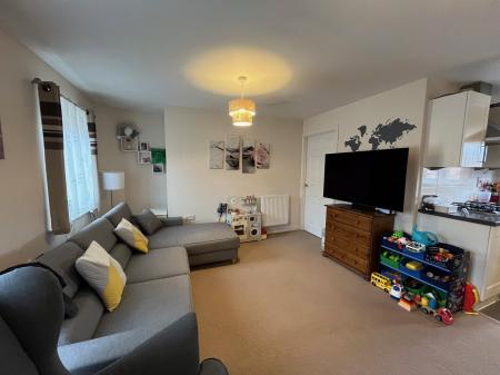 2 bedroom Flat to let in Pascal Close, Corby, NN17