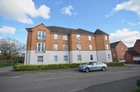 2 bedroom Flat for sale in Conyger Close, Corby, NN18