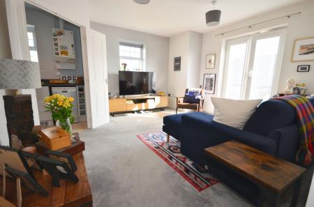 2 bedroom Flat for sale in Conyger Close, Corby, NN18