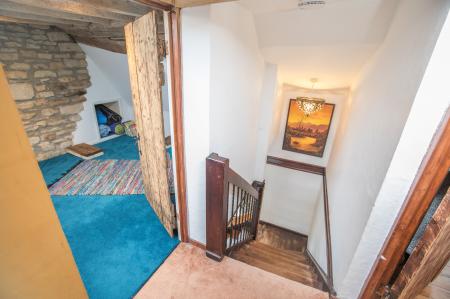 4 bedroom Cottage for sale in High Street, Stanion, NN14