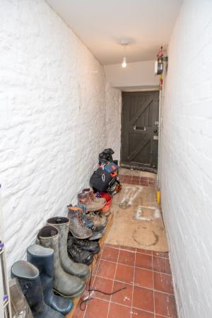 4 bedroom Cottage for sale in High Street, Stanion, NN14