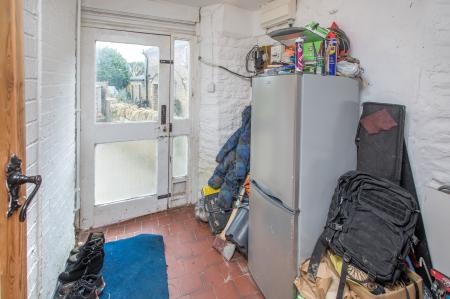 4 bedroom Cottage for sale in High Street, Stanion, NN14