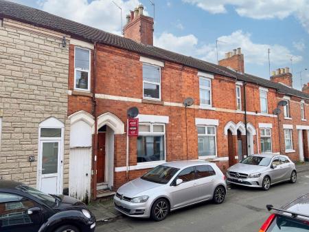 3 bedroom Terraced House for sale in Gordon Street, Kettering, NN16