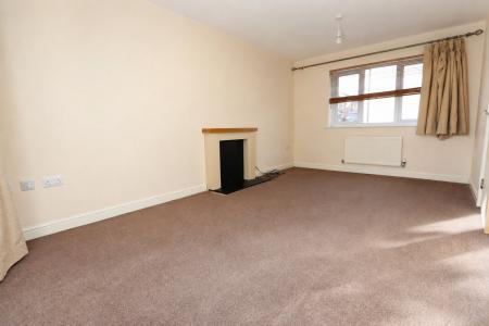 3 bedroom Semi-detached house for sale in Epping Road, Little Stanion, NN18
