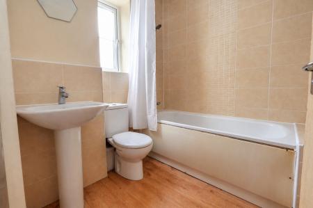3 bedroom Semi-detached house for sale in Epping Road, Little Stanion, NN18