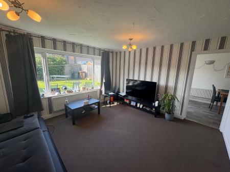 3 bedroom Terraced House to let in Epsom Walk, Corby, NN18