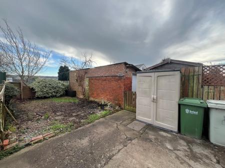 2 bedroom Cottage to let in Main Street, Caldecott, LE16