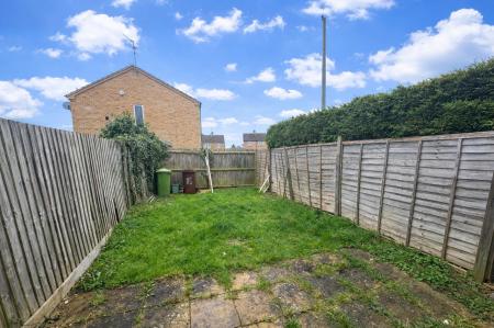 3 bedroom Semi-detached house to let in Larch Road, The Shire, Corby, NN17