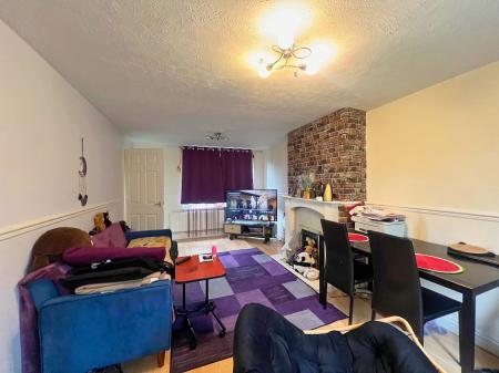 2 bedroom End of terrace house for sale in Gainsborough Road, Corby, NN18
