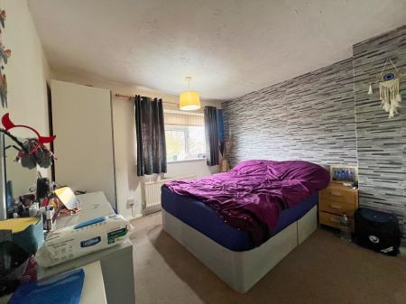 2 bedroom End of terrace house for sale in Gainsborough Road, Corby, NN18